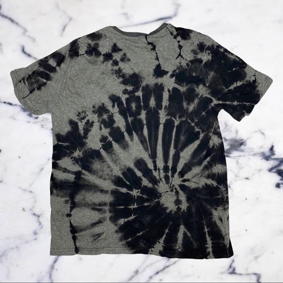 Kiss Reverse Dye Tee - Picture 3 of 7